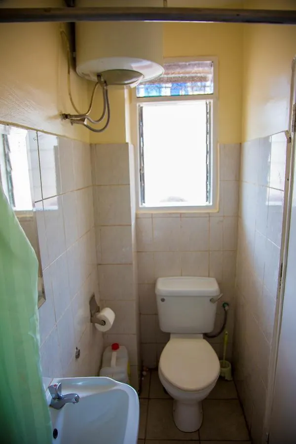 Shumuk Hotel And Apartments كامبالا أوغندا