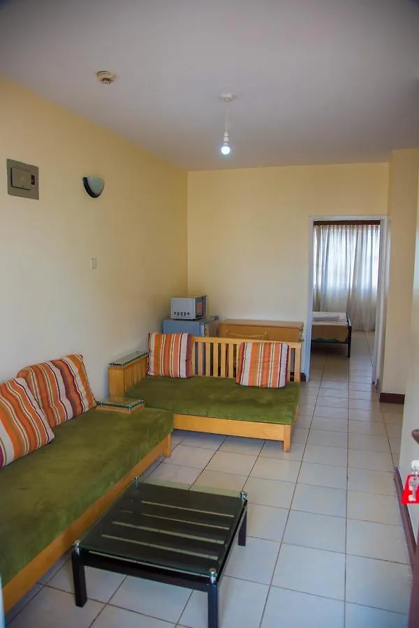 Shumuk Hotel And Apartments كامبالا